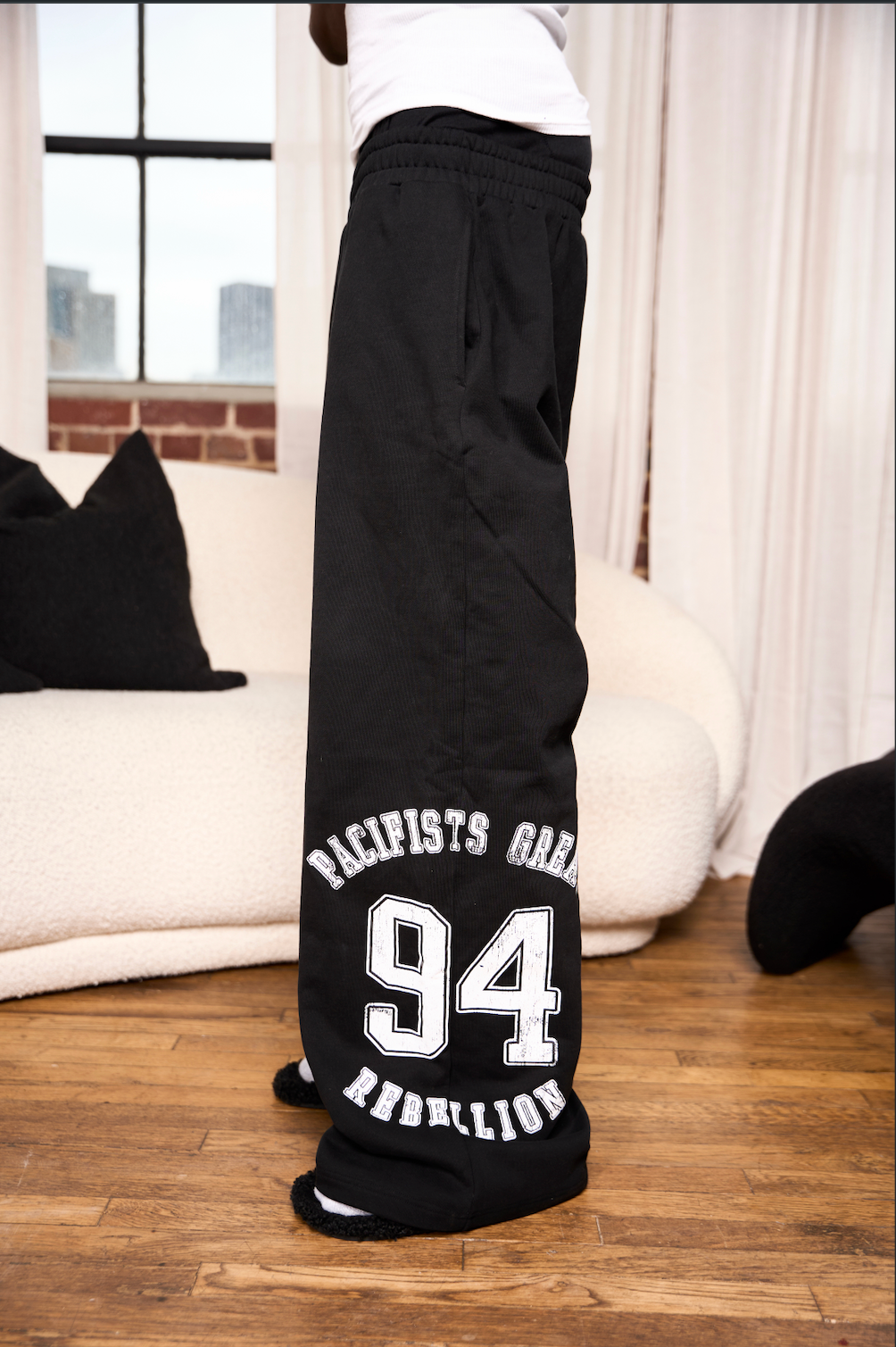 94 REBELLION SWEATS "OBSIDIAN"